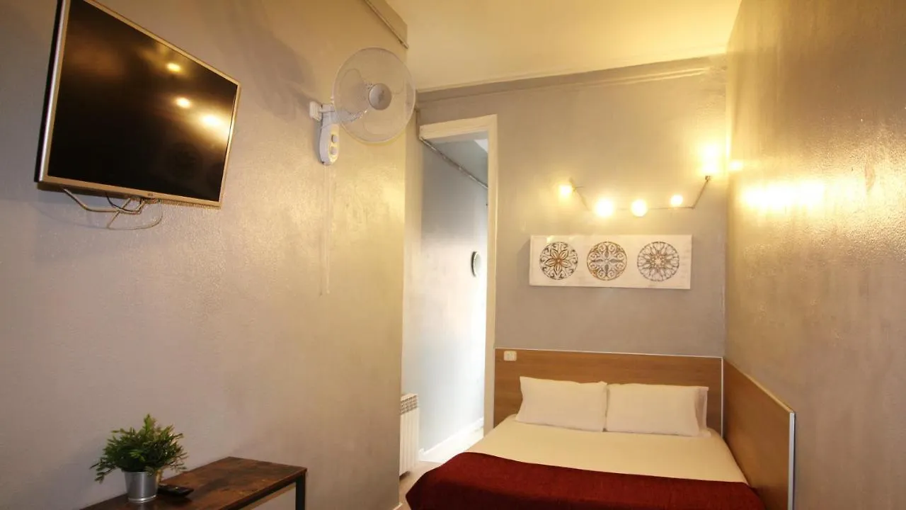 Paraiso Hostel Barcelona