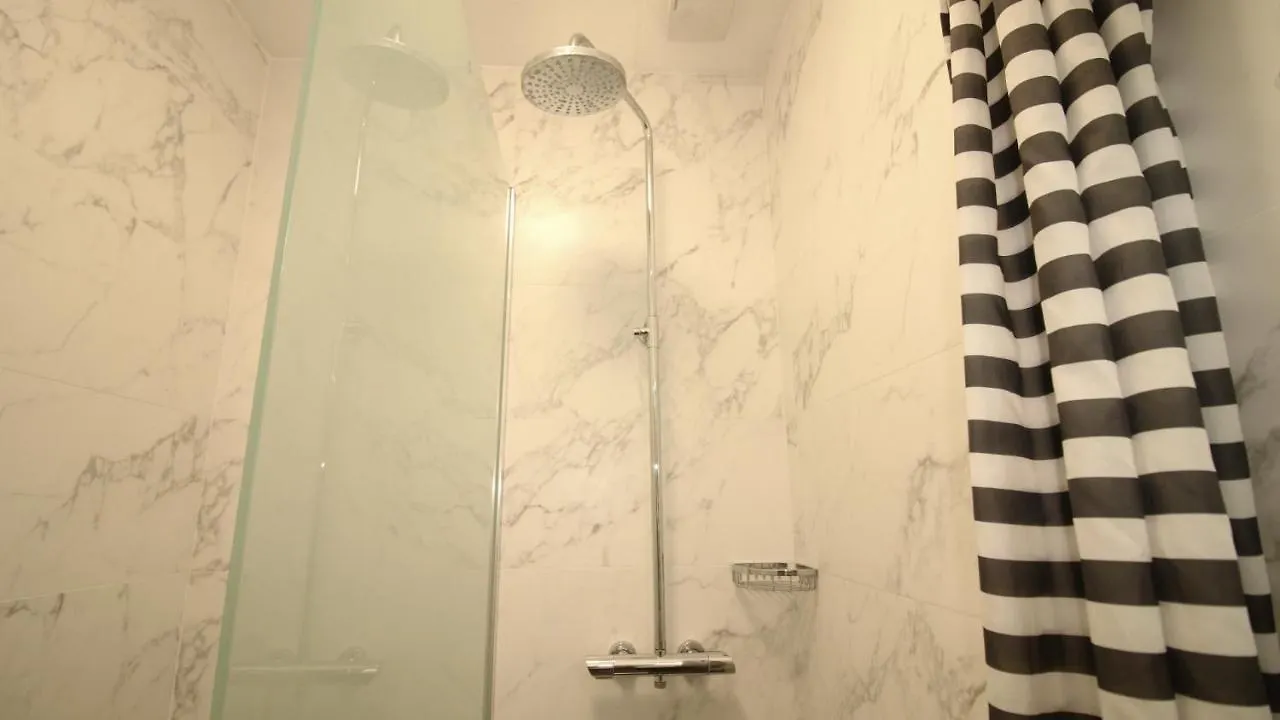 Paraiso Hostel Barcelona